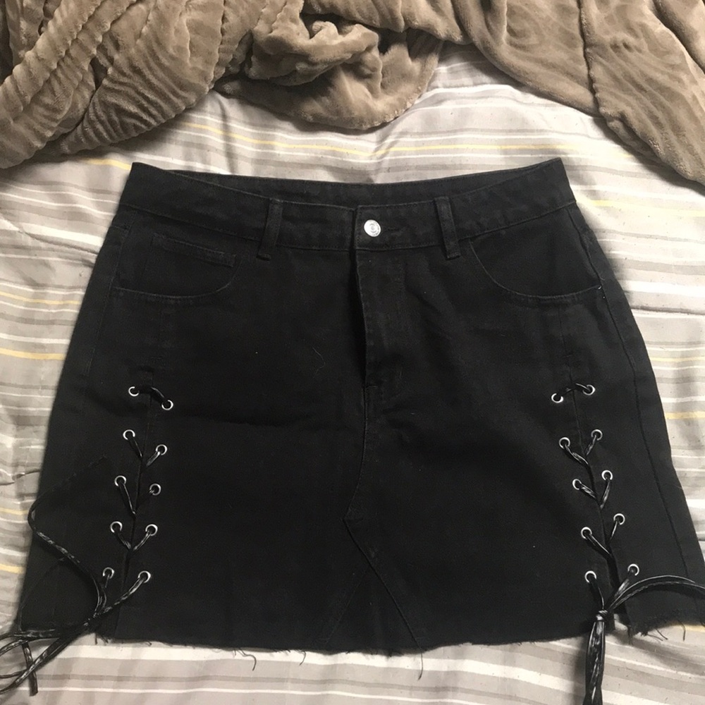 Black skirt